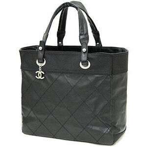 CHANEL Paris Biarritz Black Navy Blue BIARRTZ Nero Black Quilted Handbag